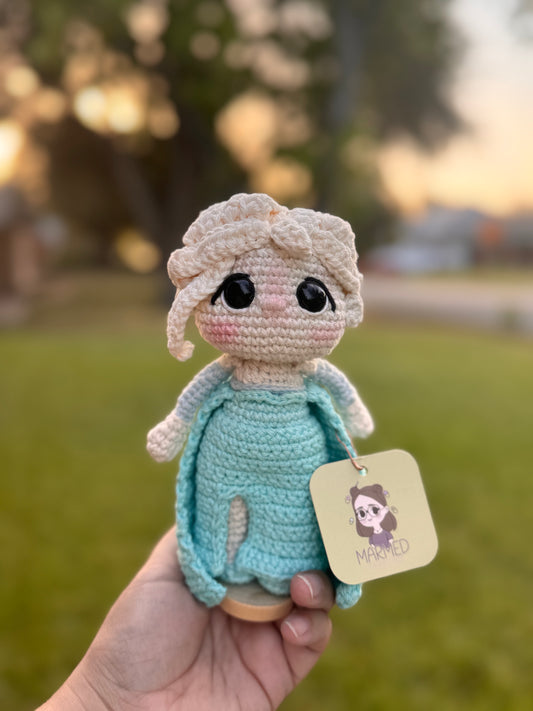 Frozen Princess Amigurumi Doll