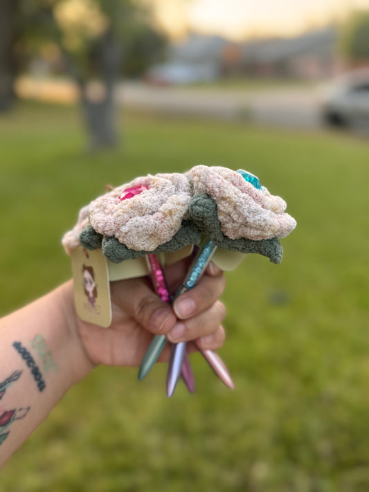 Crochet Rose Pen